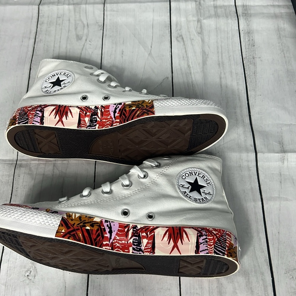 Converse Women’s Chuck Taylor All Star High Top White/Multicolor Trim Size 7.5 - Picture 9 of 12